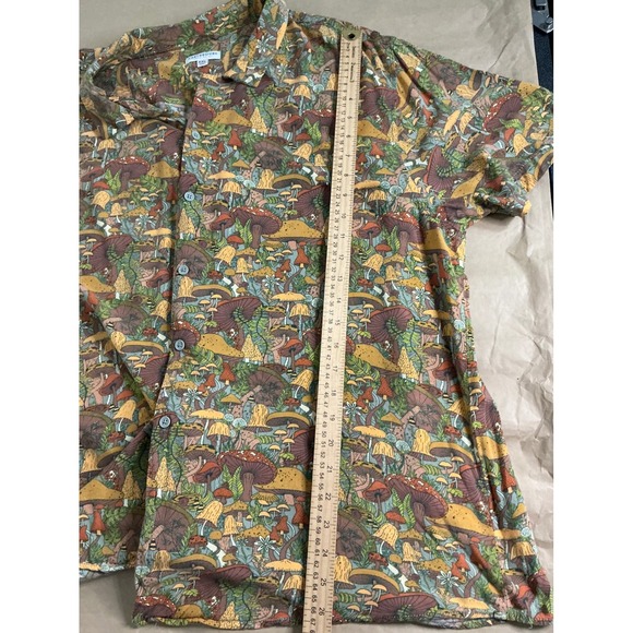 Earthbound Trading Co Men Size XXL Mushroom Print Button Up Short Sleeve Shirt - Picture 6 of 11